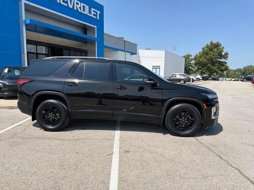 2023 Chevrolet Traverse LT