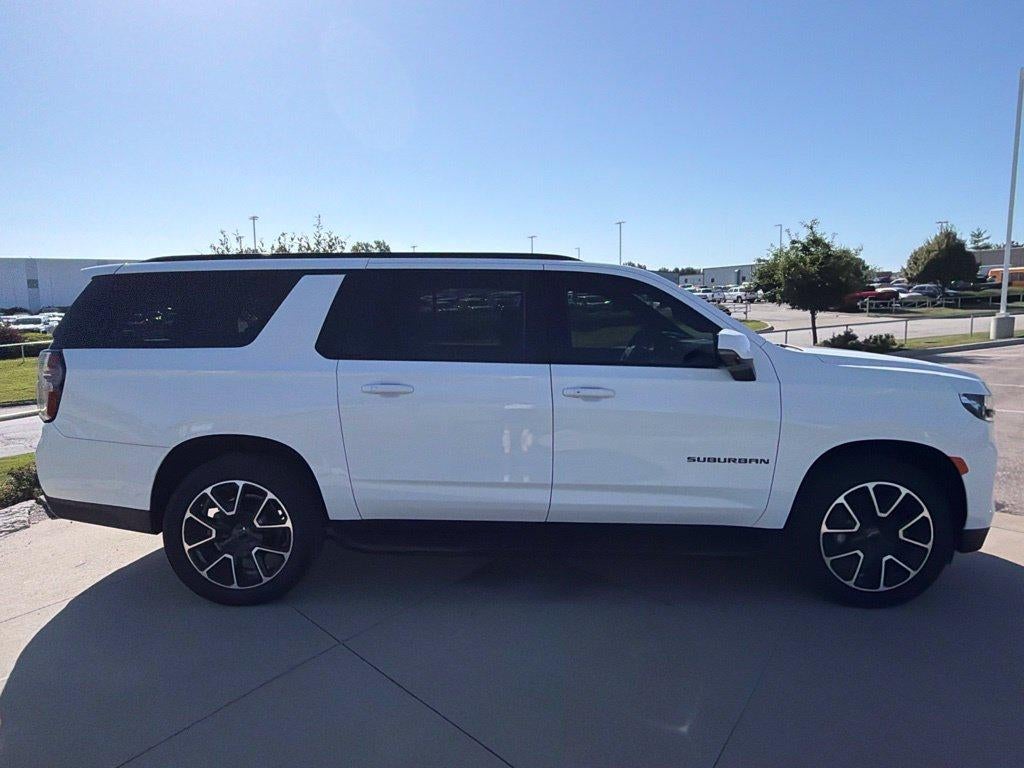 2024 Chevrolet Suburban RST