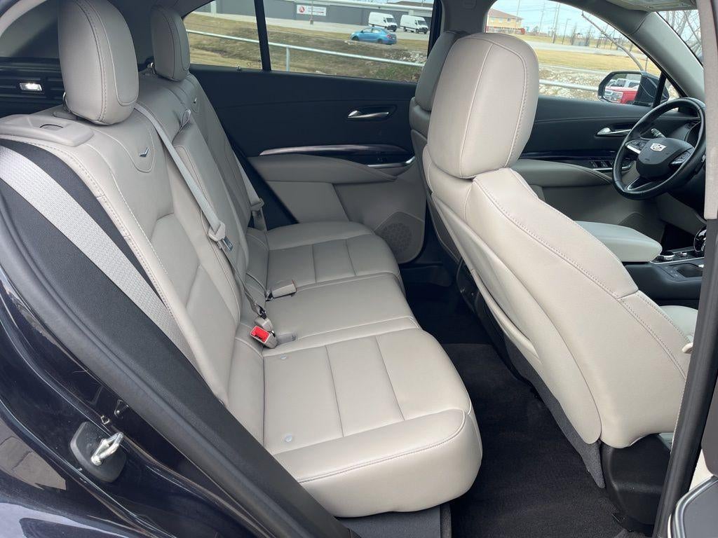 2023 Cadillac XT4 Luxury
