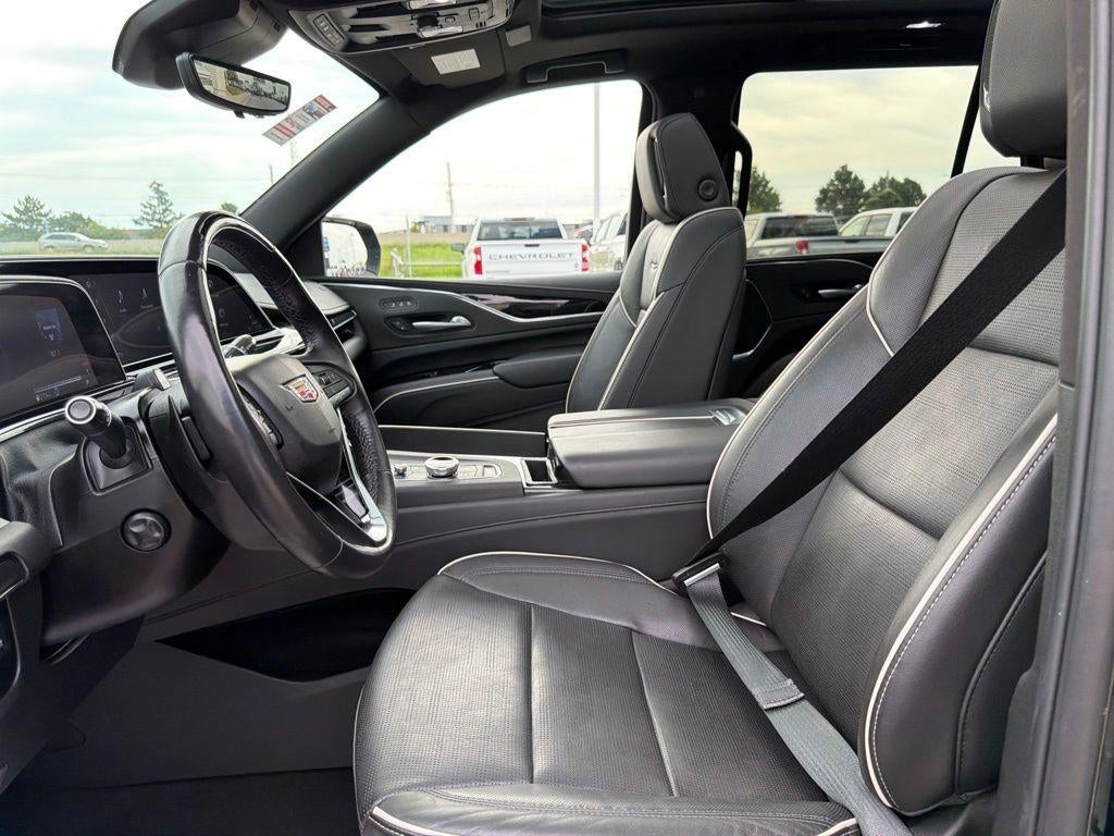 2024 Cadillac Escalade Sport