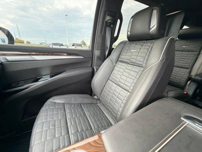 2025 Cadillac Escalade Sport Platinum