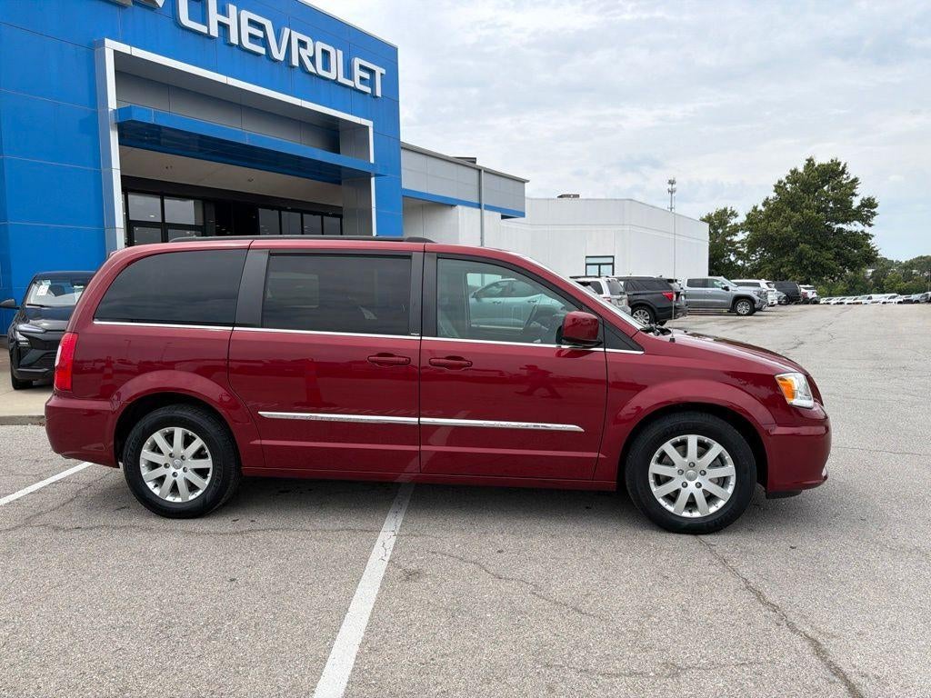 2014 Chrysler Town & Country Touring