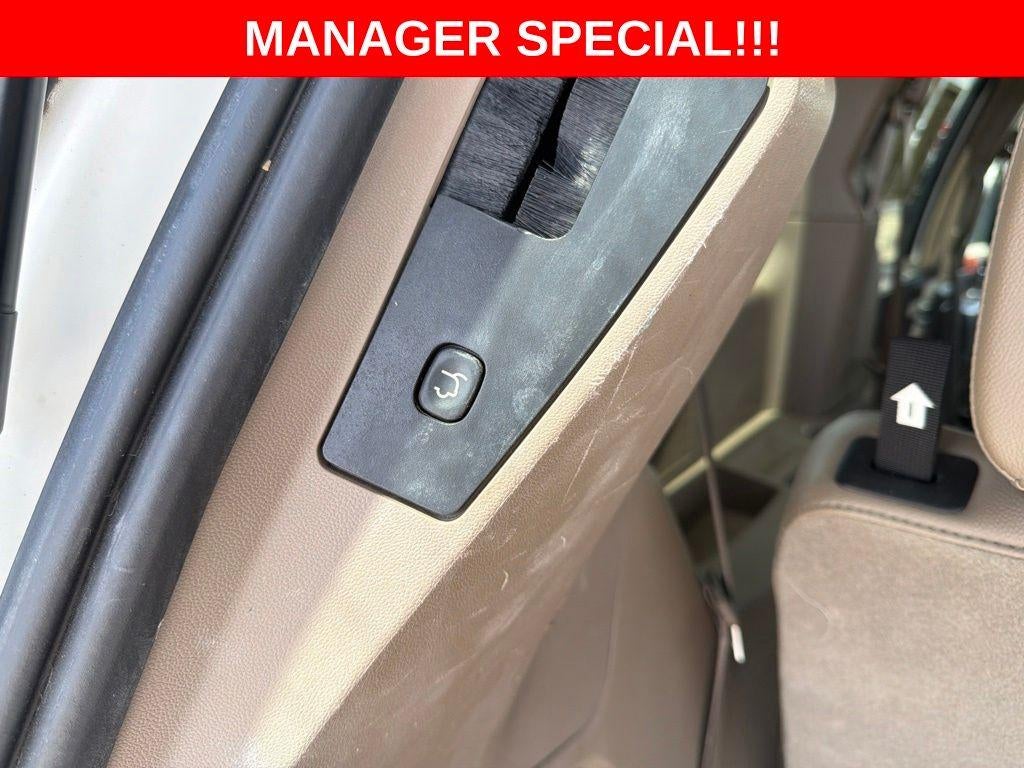 2012 Chrysler Town & Country Touring