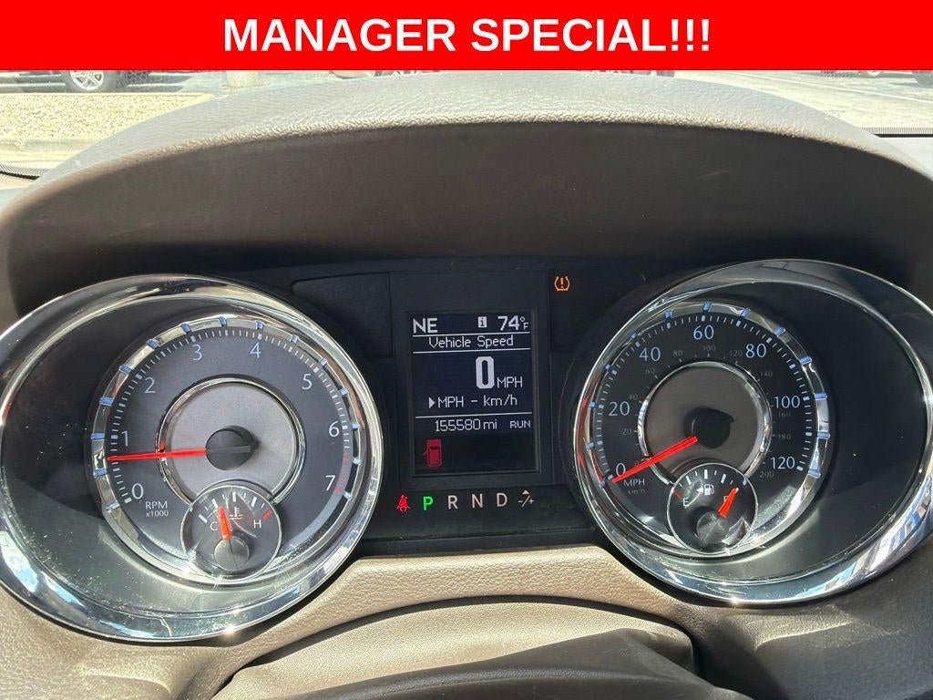 2012 Chrysler Town & Country Touring