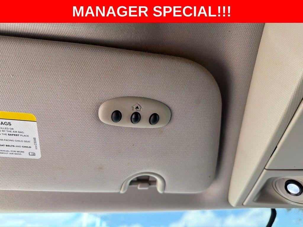 2012 Chrysler Town & Country Touring