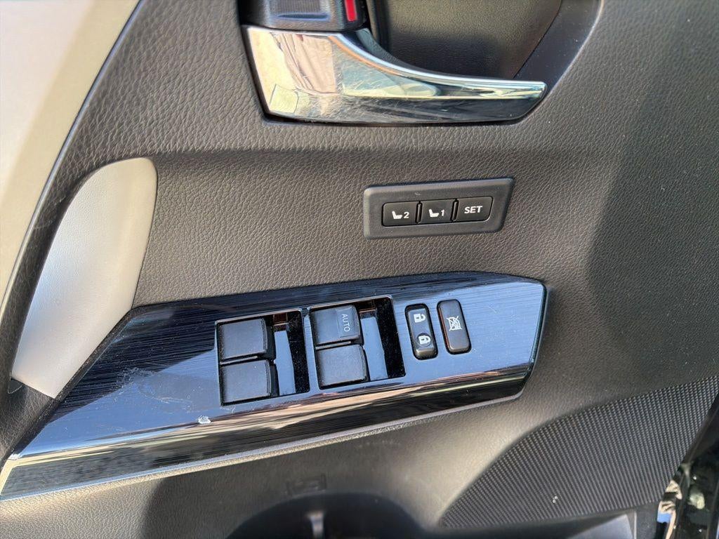 2018 TOYOTA TRU RAV4 Limited