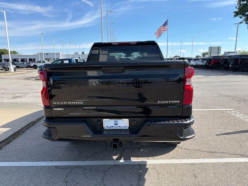 2025 Chevrolet Silverado 1500 Custom