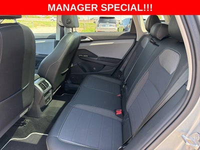2023 Volkswagen Taos 1.5T SE