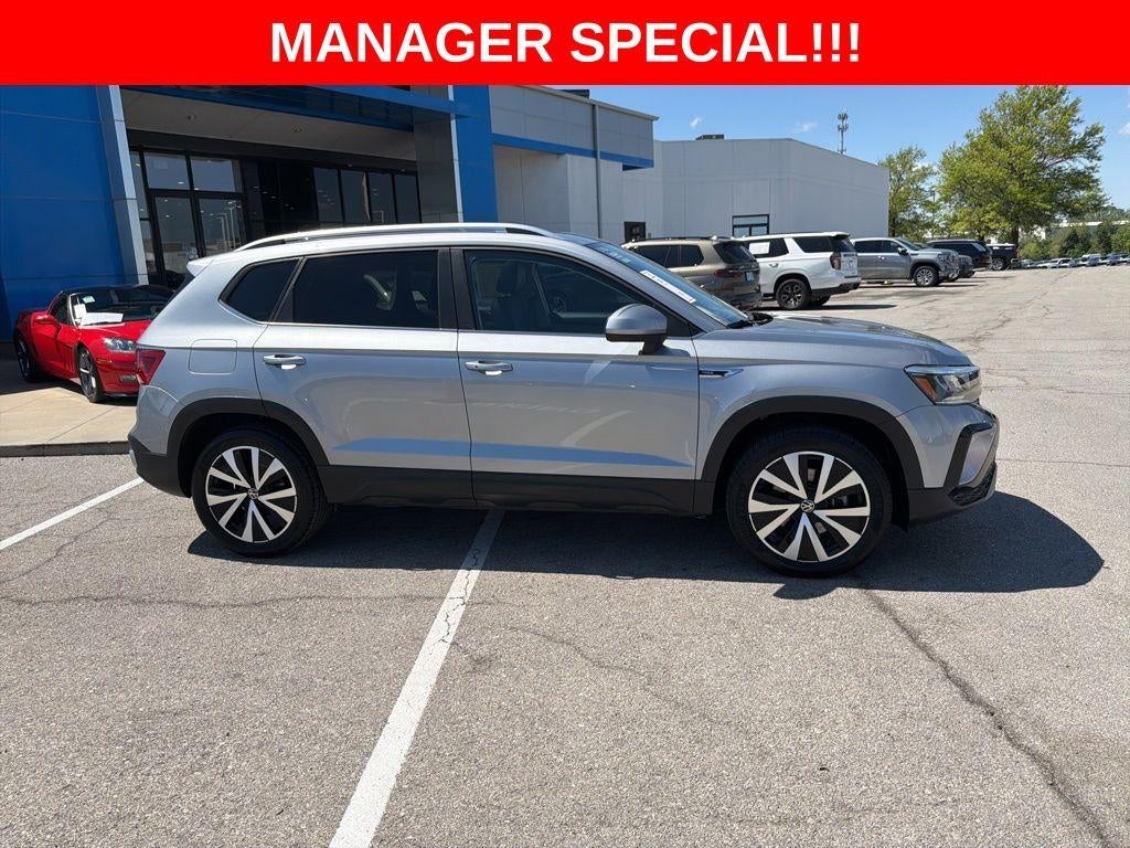 2023 Volkswagen Taos 1.5T SE