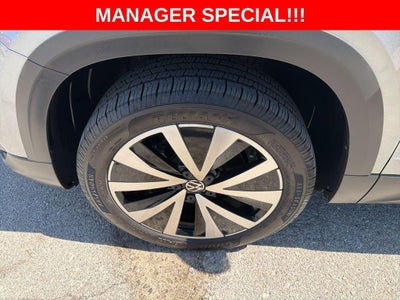 2023 Volkswagen Taos 1.5T SE