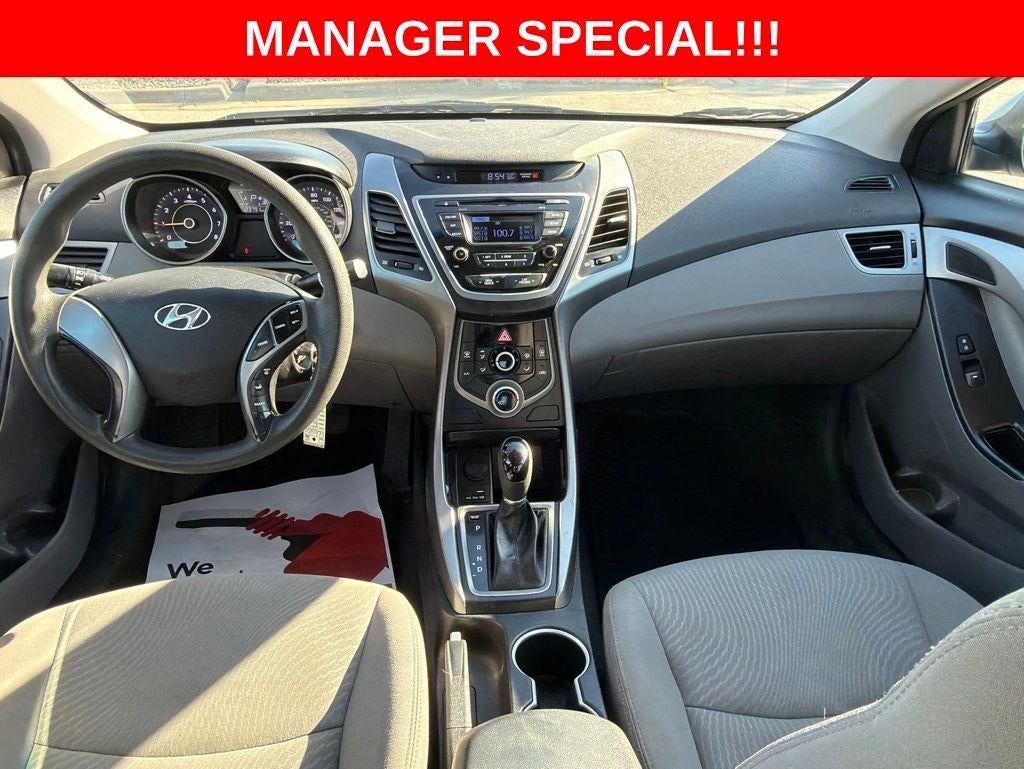 2014 Hyundai ELANTRA SE