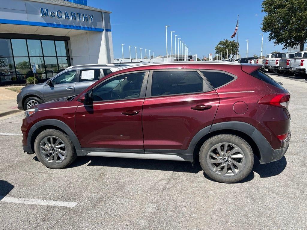 2017 Hyundai TUCSON SE