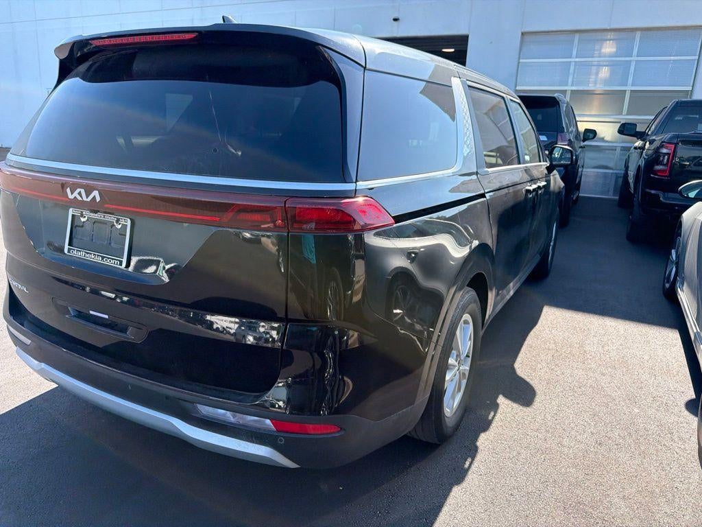 2024 Kia Carnival LX Seat Package