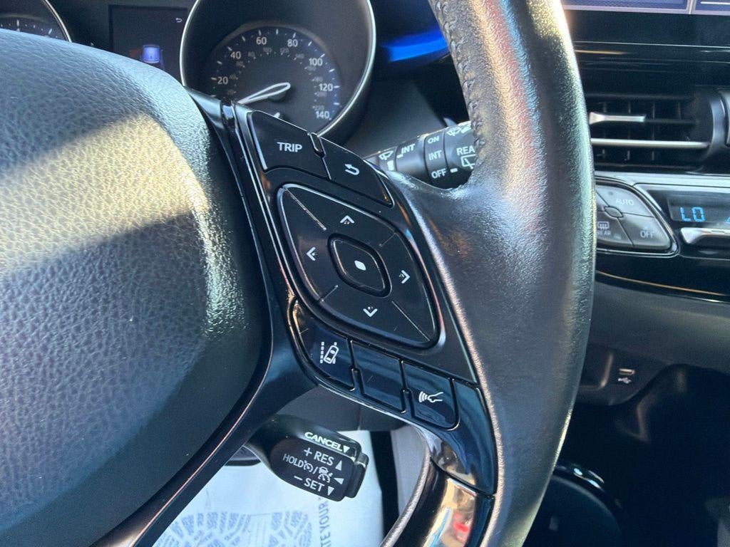 2021 Toyota C-HR XLE