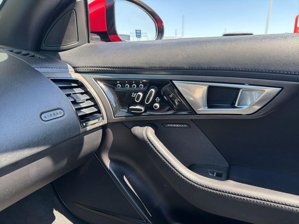 2014 Jaguar F-TYPE Base