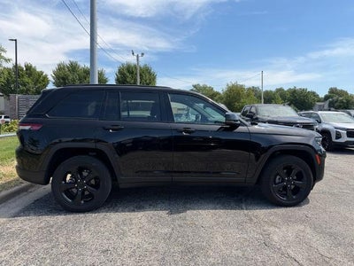 2023 Jeep Grand Cherokee Altitude