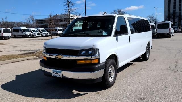2025 Chevrolet Express Passenger 1LT