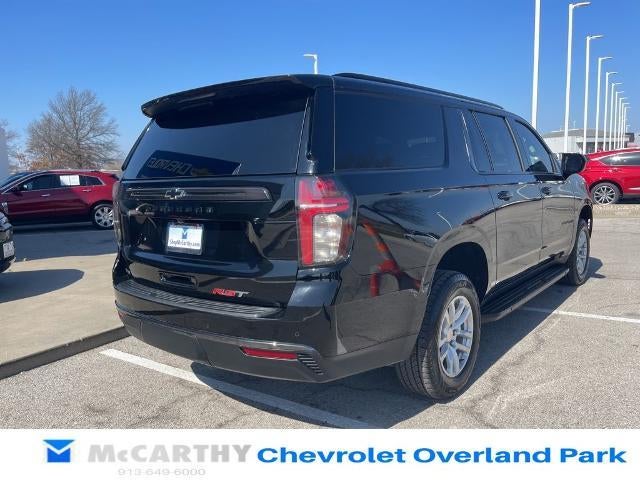 2022 Chevrolet Suburban RST