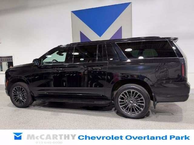 2025 Cadillac Escalade ESV Sport