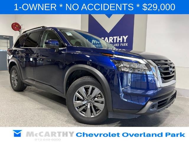 2025 Nissan Pathfinder SV