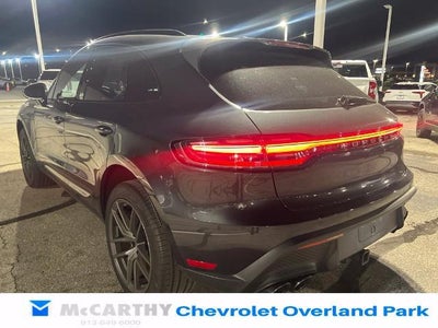 2025 Porsche Macan Base