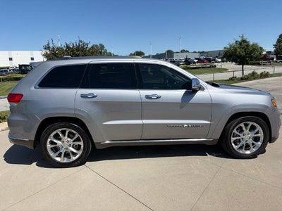 2021 Jeep Grand Cherokee Summit