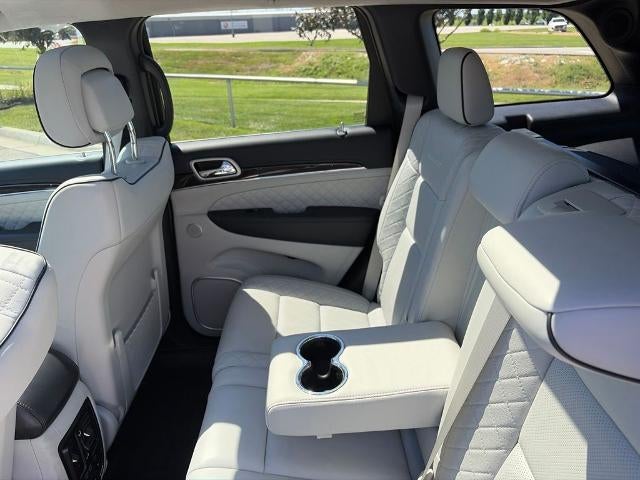 2021 Jeep Grand Cherokee Summit