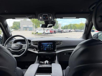 2024 Jeep Wagoneer L Series II