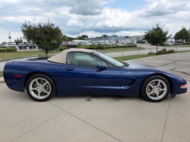 2004 Chevrolet Corvette Base