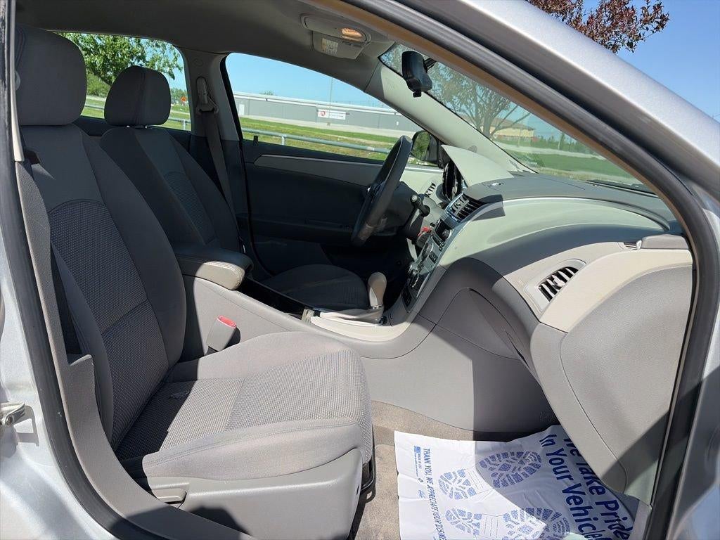 2009 Chevrolet Malibu LS w/1LS