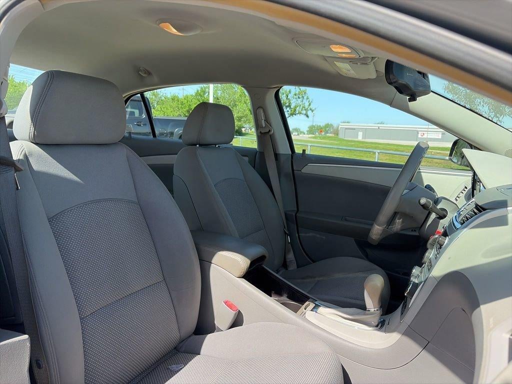 2009 Chevrolet Malibu LS w/1LS