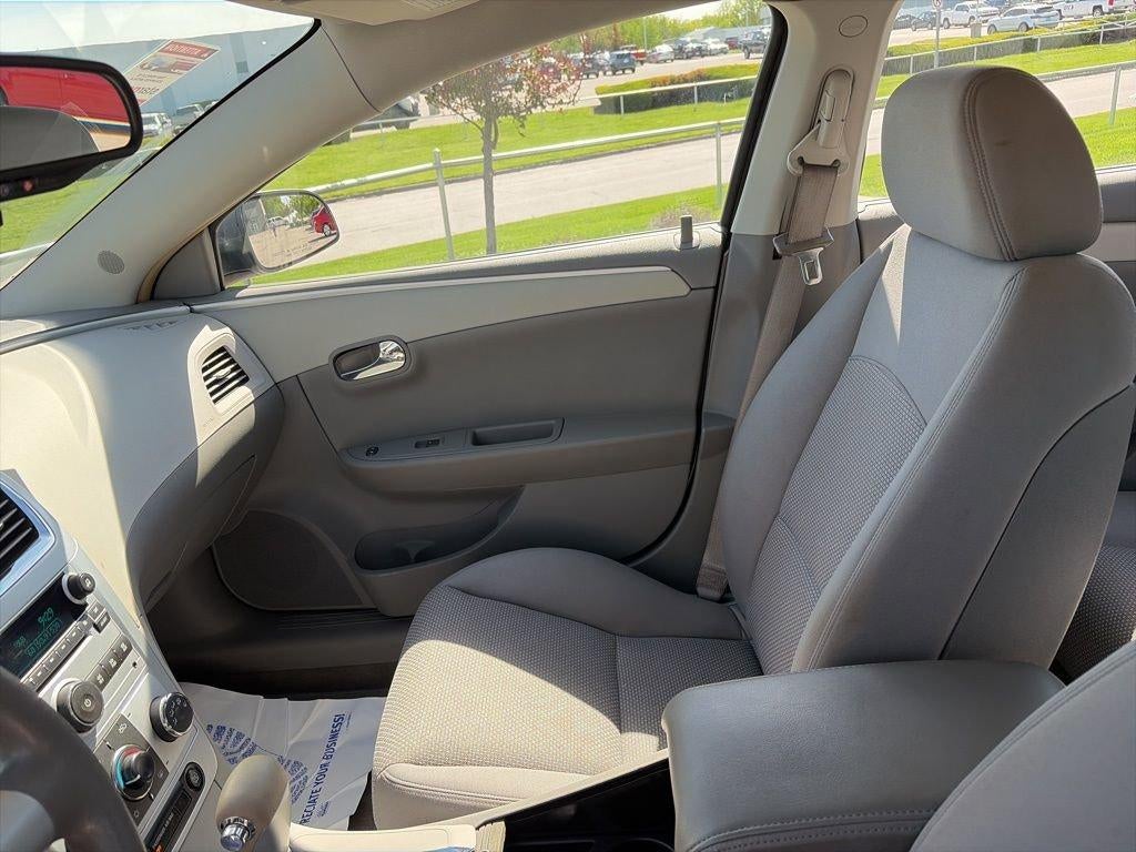 2009 Chevrolet Malibu LS w/1LS