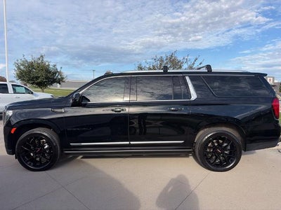 2022 GMC Yukon XL Denali