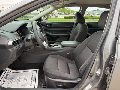 2025 Nissan Altima SV