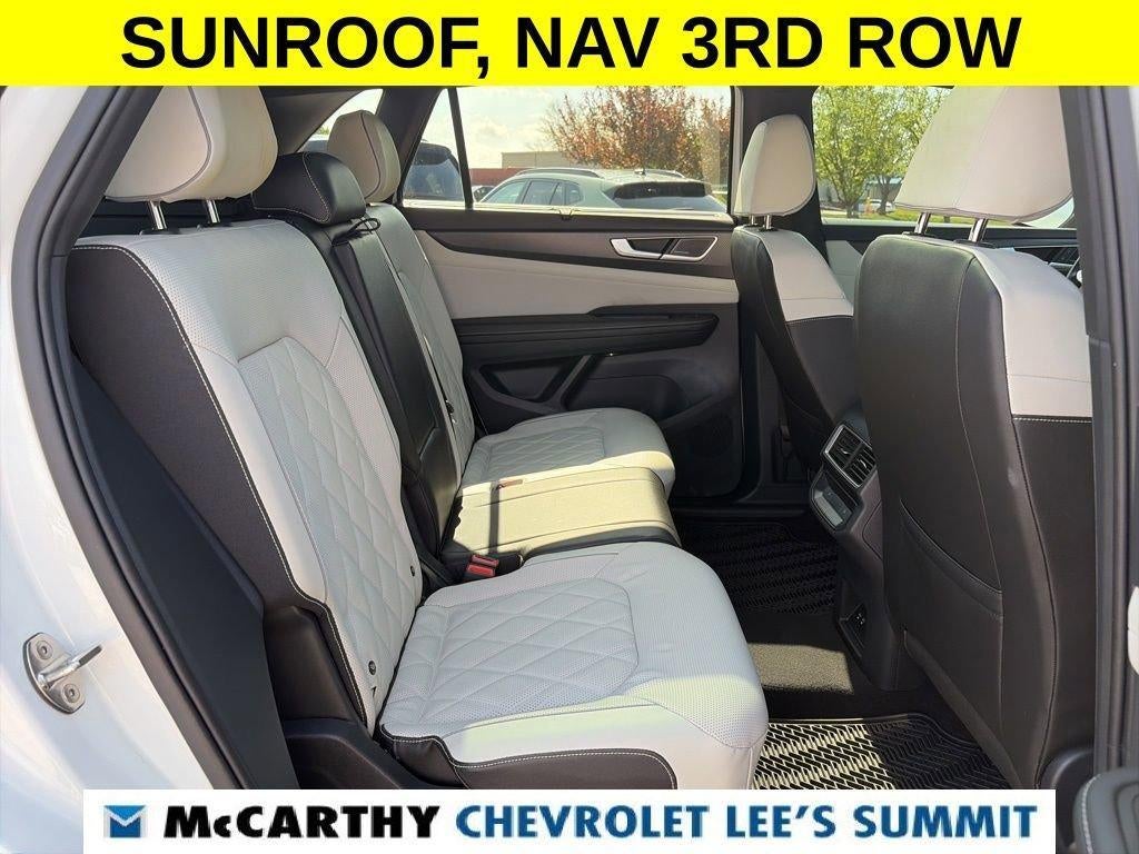 2024 Volkswagen Atlas Cross Sport 2.0T SEL Premium R-Line