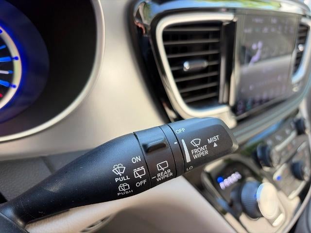 2018 Chrysler Pacifica Hybrid Limited
