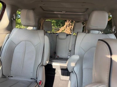 2018 Chrysler Pacifica Hybrid Limited