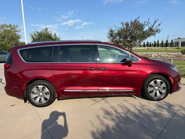 2018 Chrysler Pacifica Hybrid Limited