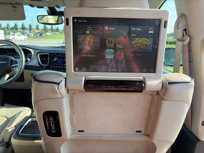 2018 Chrysler Pacifica Hybrid Limited