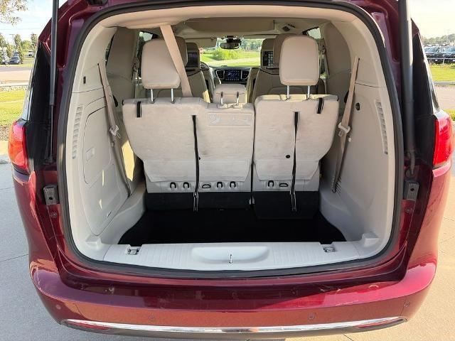 2018 Chrysler Pacifica Hybrid Limited