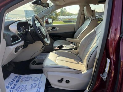 2018 Chrysler Pacifica Hybrid Limited