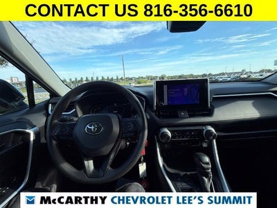 2025 Toyota RAV4 LE