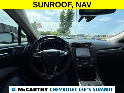 2020 Ford Fusion SE