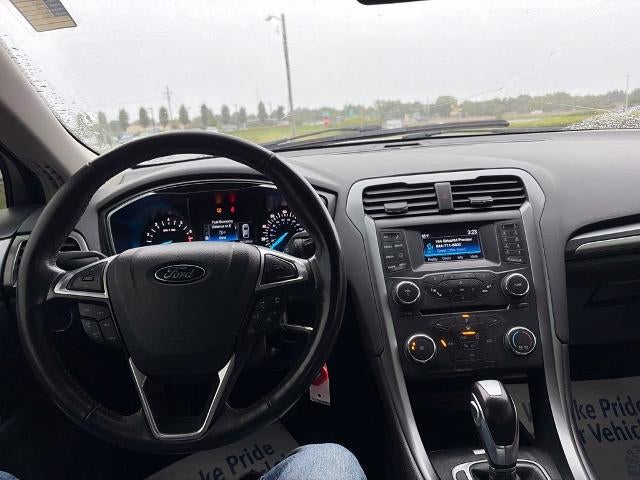 2015 Ford Fusion SE