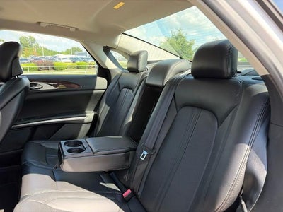 2015 Lincoln MKZ Base