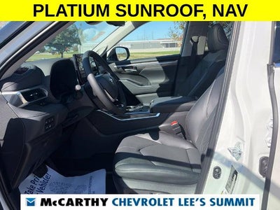 2026 Toyota Highlander Hybrid Platinum
