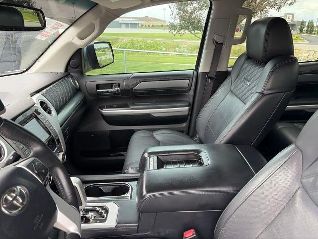 2017 Toyota Tundra 2WD Platinum