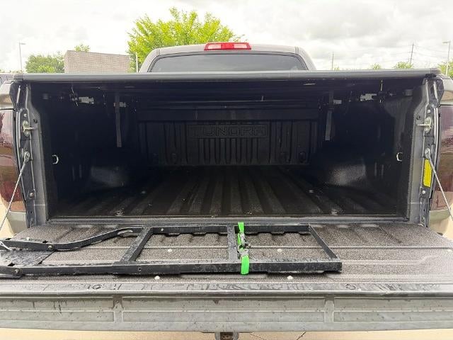 2017 Toyota Tundra 2WD Platinum