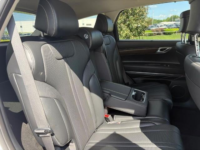 2024 Genesis GV80 Base