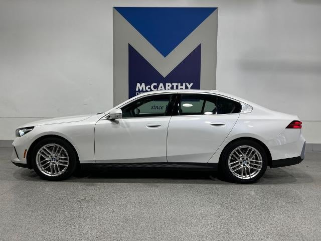 2025 BMW 5 Series 530i xDrive